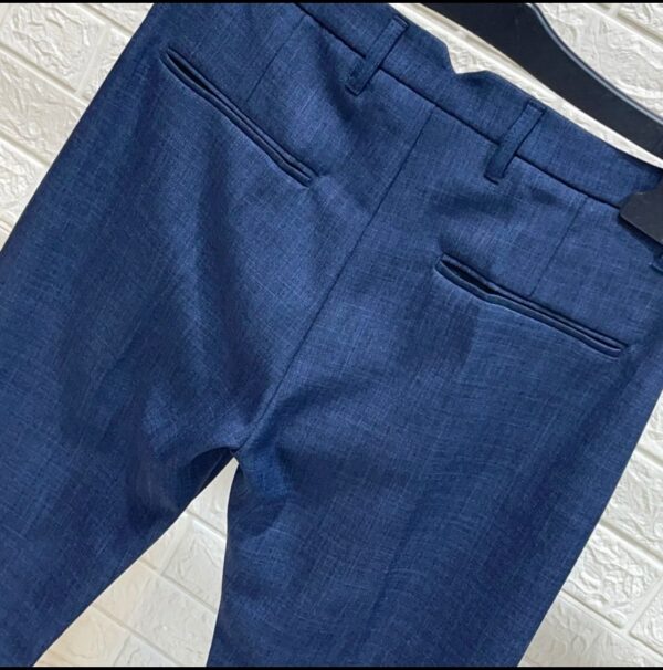 pantalone sartoriale blu "bespoke" - immagine 3