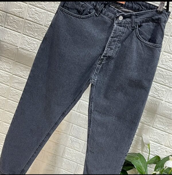 pantalone in denim grigio - immagine 2